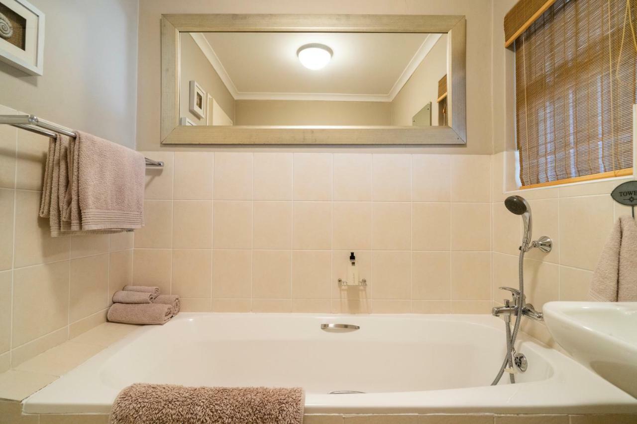 Villa Italia 26-63 Self Catering Penthouse Città del Capo Esterno foto